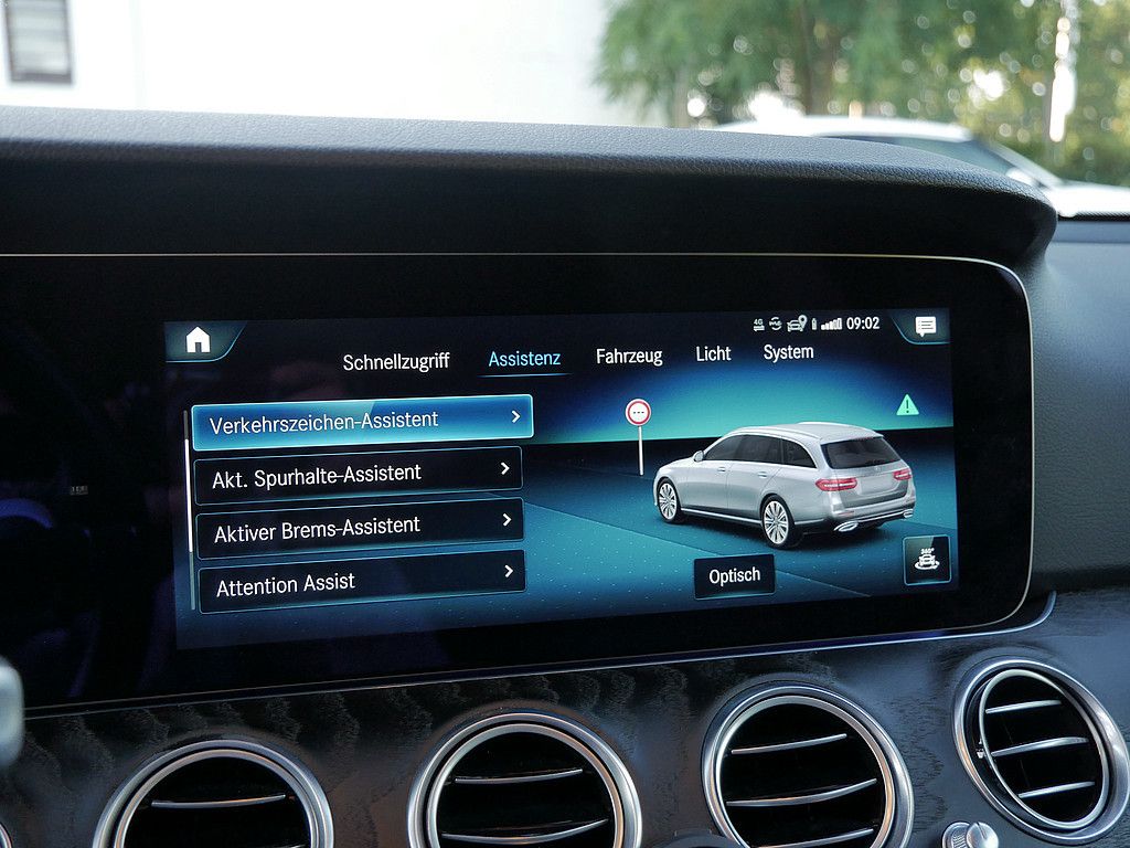 Mercedes-Benz E 300 2022