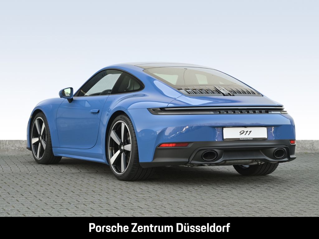 Porsche 992 2025