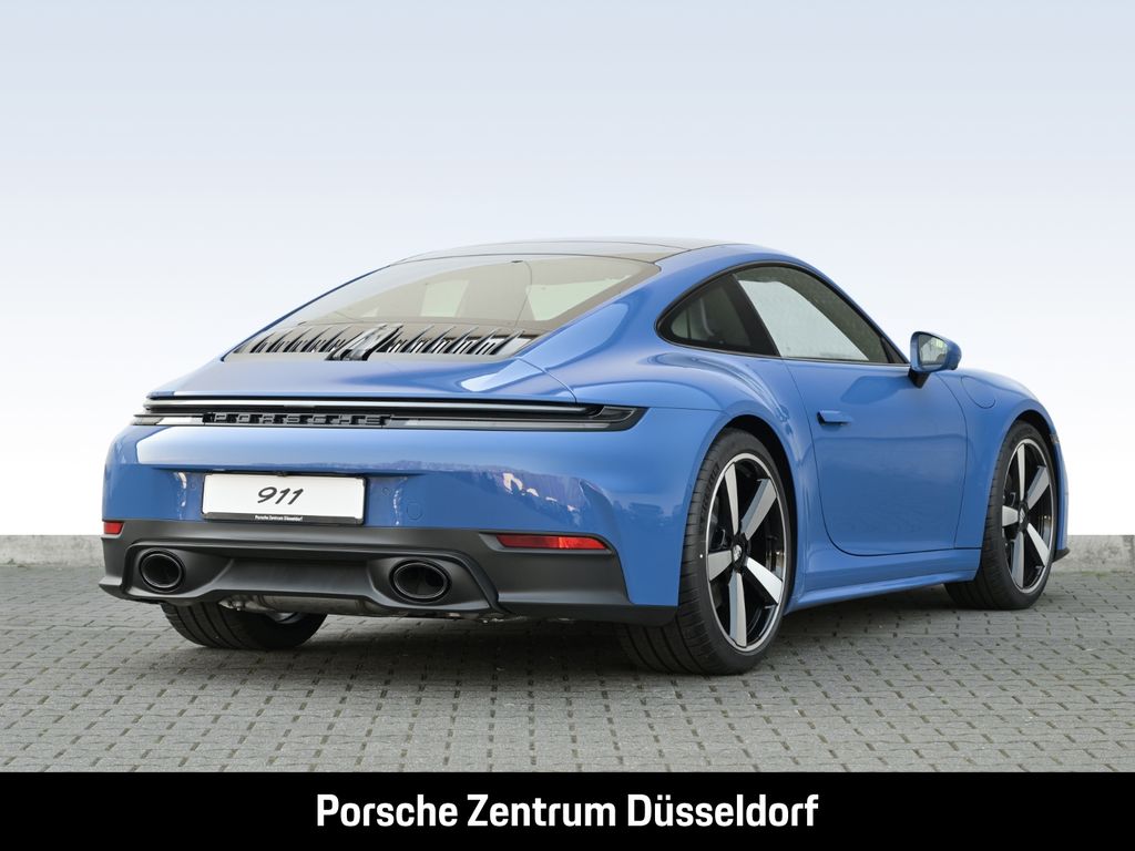 Porsche 992 2025