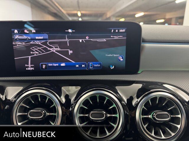 Mercedes-Benz A 220 2024