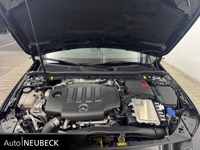 Mercedes-Benz A 220 2024