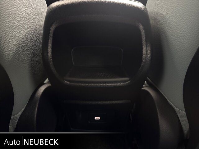 Mercedes-Benz A 220 2024