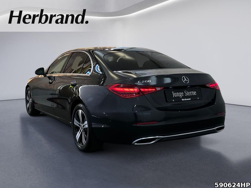 Mercedes-Benz C 200 2025