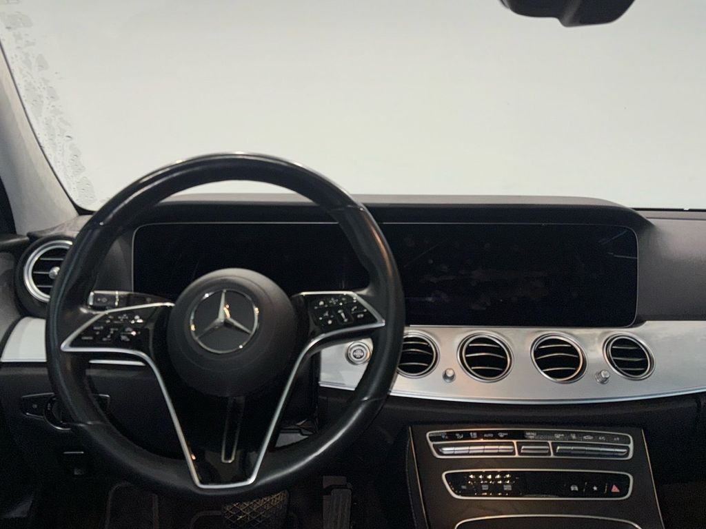 Mercedes-Benz E 300 2022