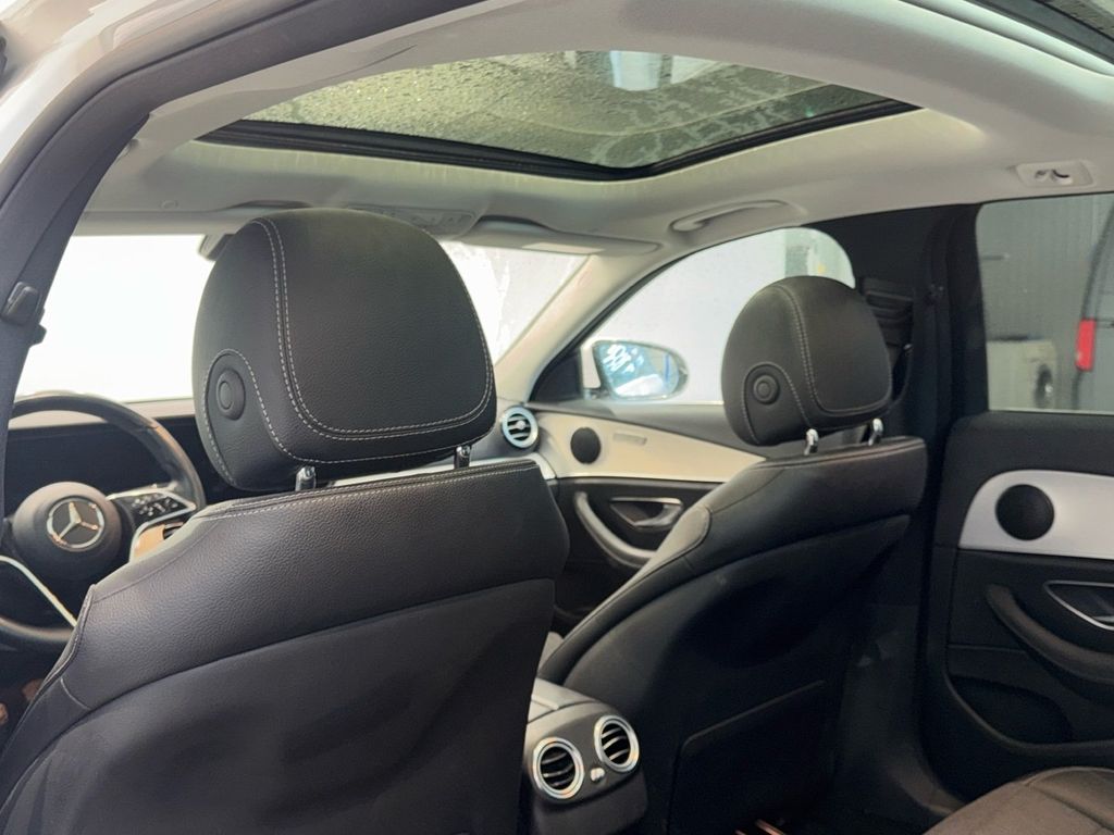 Mercedes-Benz E 300 2022