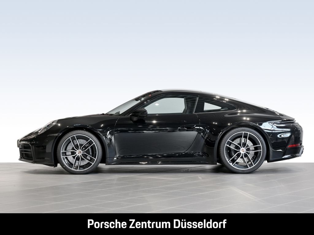Porsche 992 2025