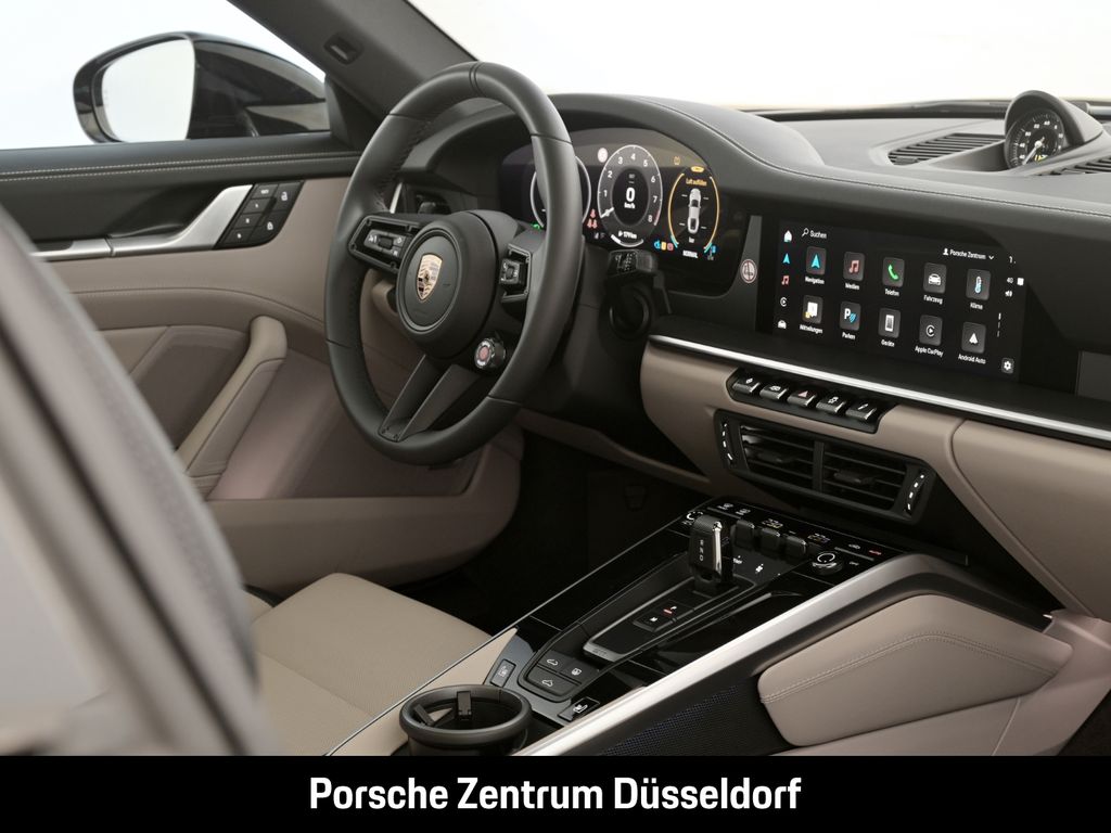 Porsche 992 2025