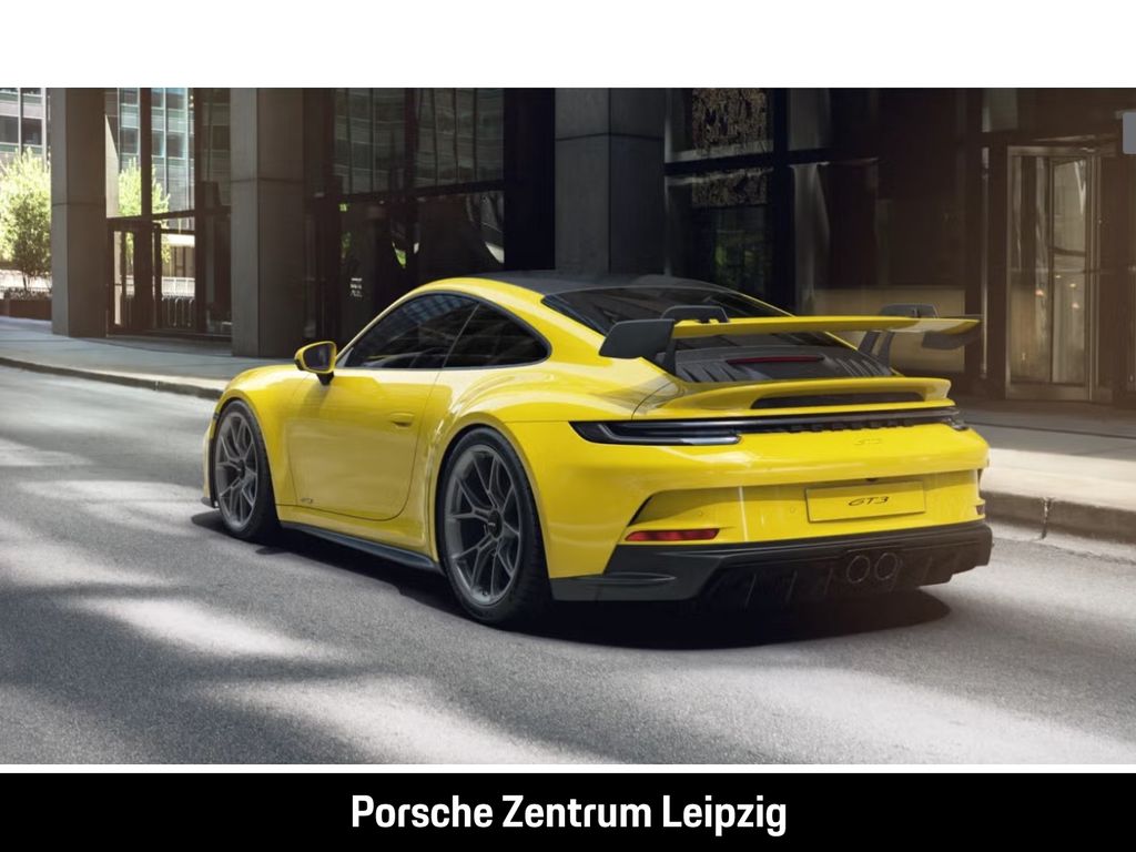 Porsche 992 2023