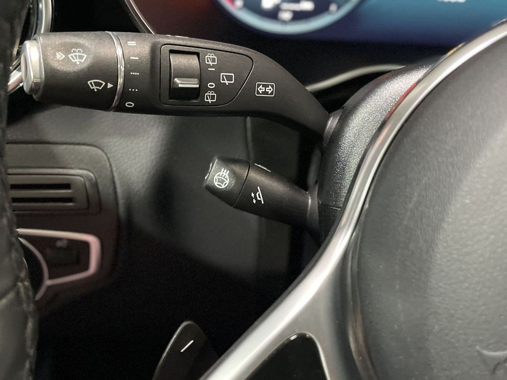 Mercedes-Benz GLC 300 2021