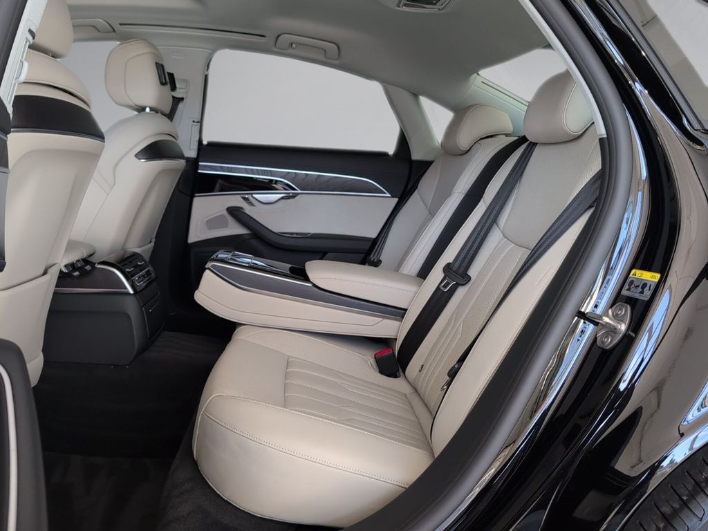 Audi A8 2023
