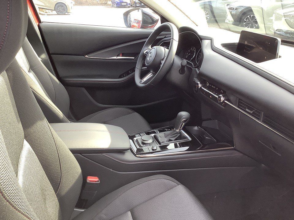 Mazda CX-30 2025