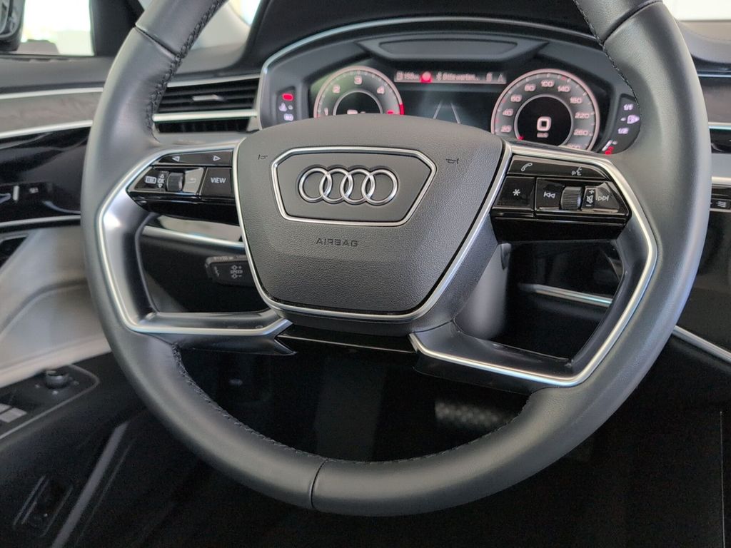 Audi A8 2023