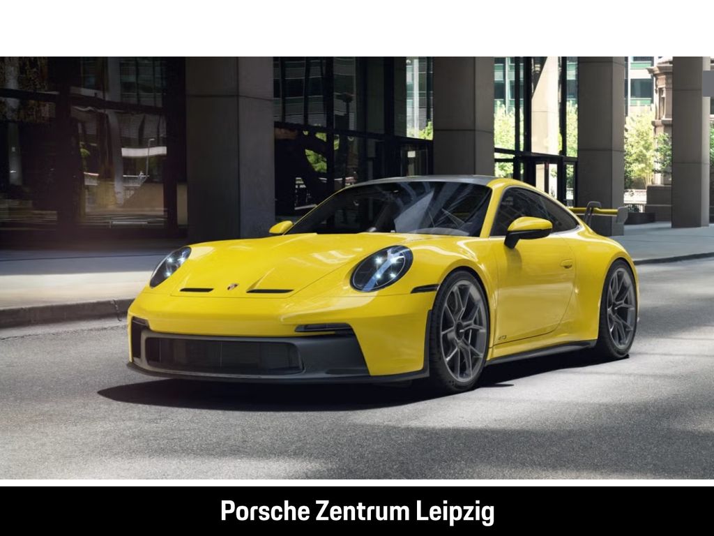 Porsche 992 2023