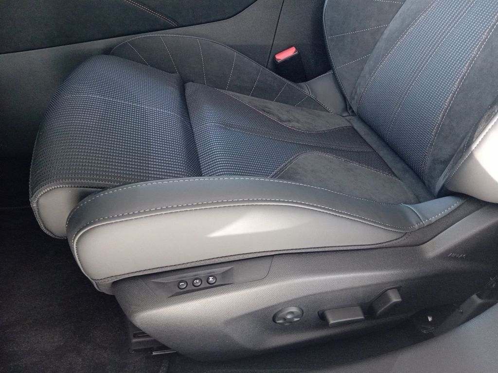 DS Automobiles DS4 2024