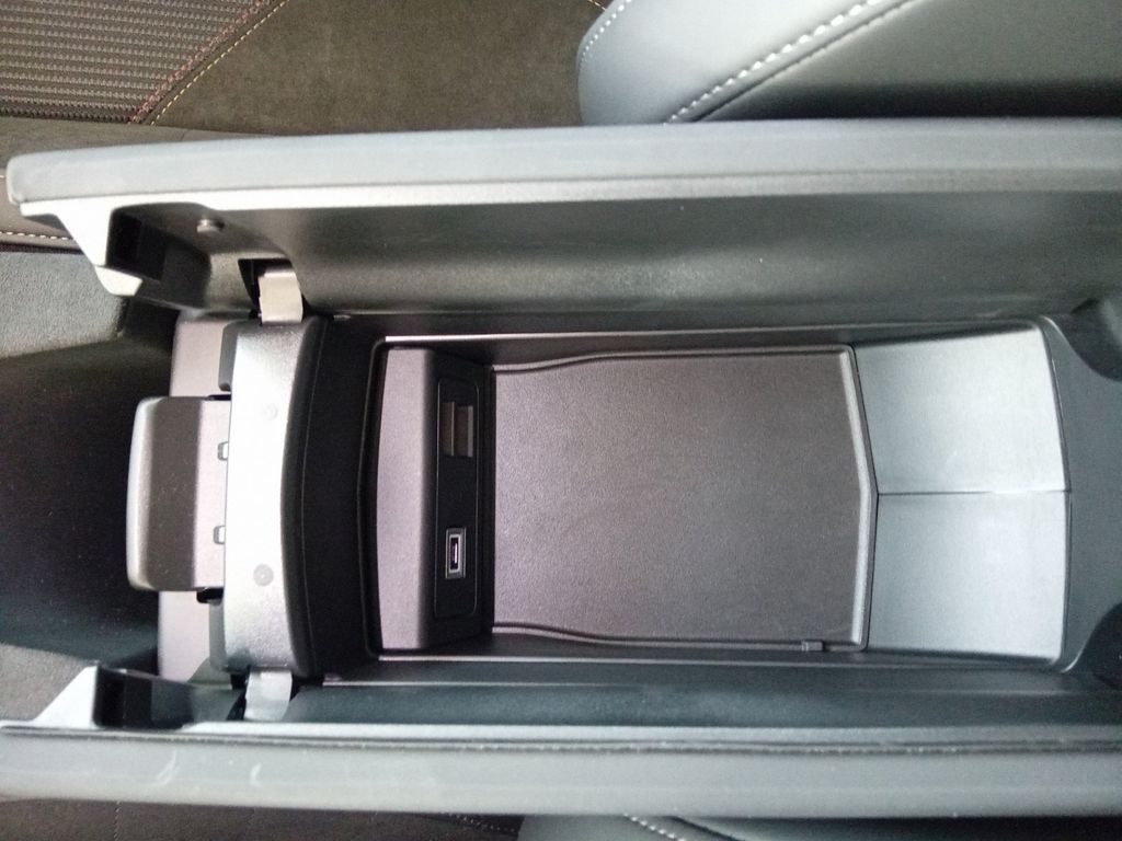 DS Automobiles DS4 2024