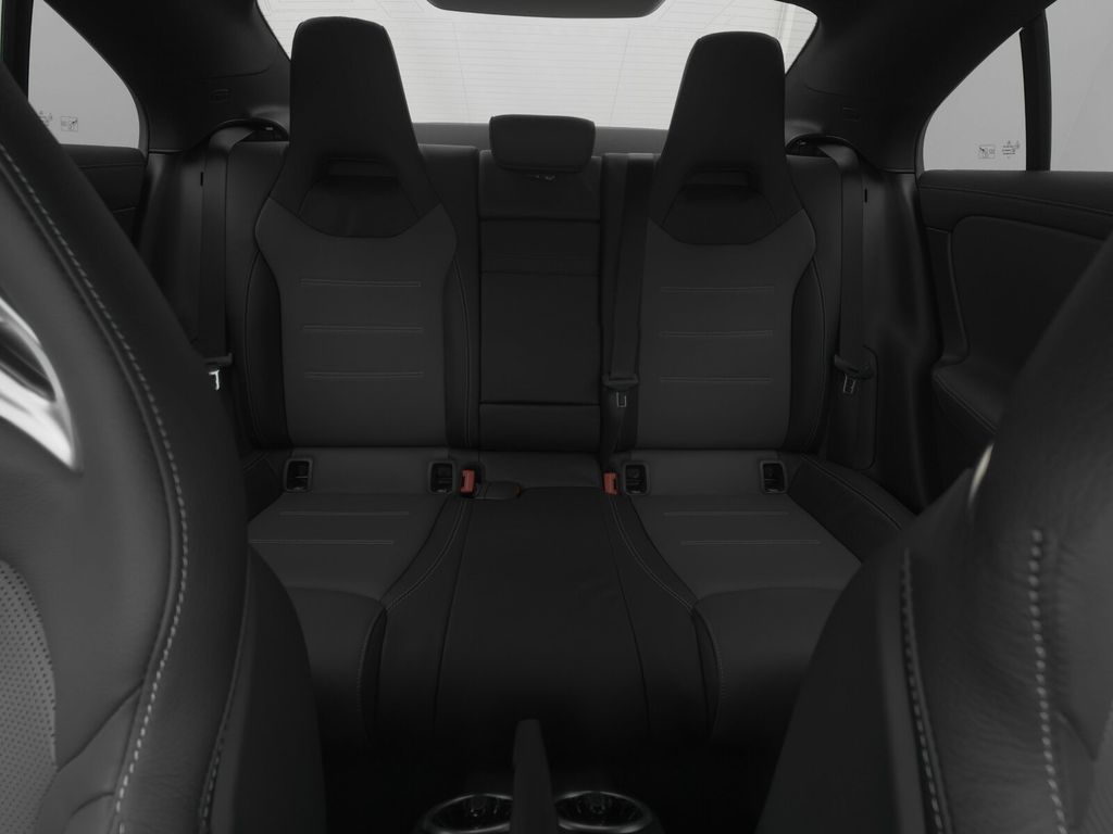 Mercedes-Benz CLA 45 AMG 2024