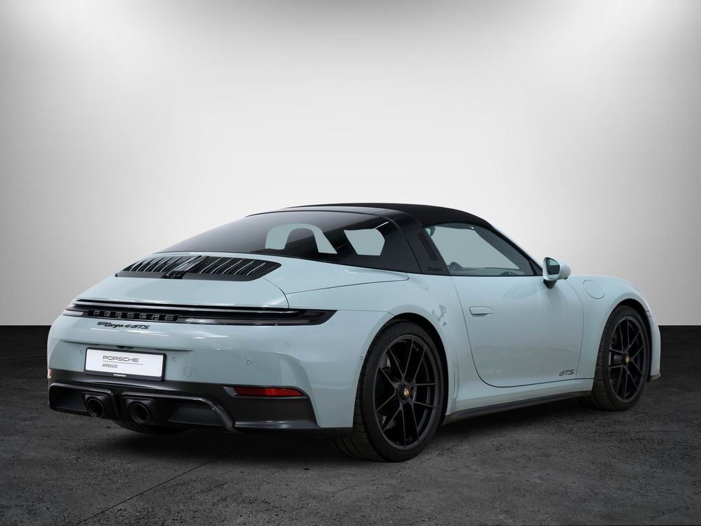 Porsche 992 2024