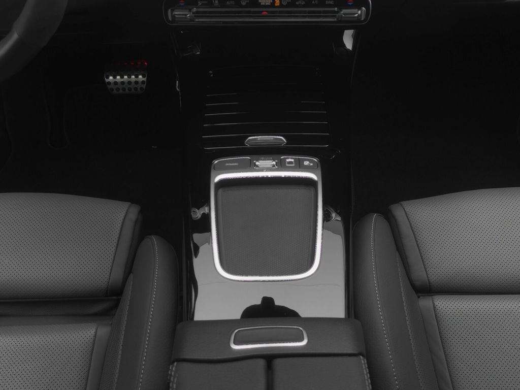 Mercedes-Benz CLA 45 AMG 2024