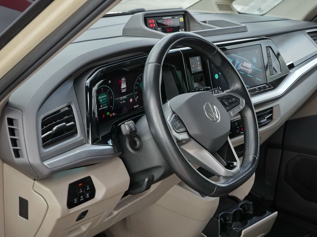 Volkswagen T7 Transporter 2024