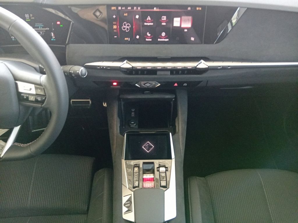 DS Automobiles DS4 2024