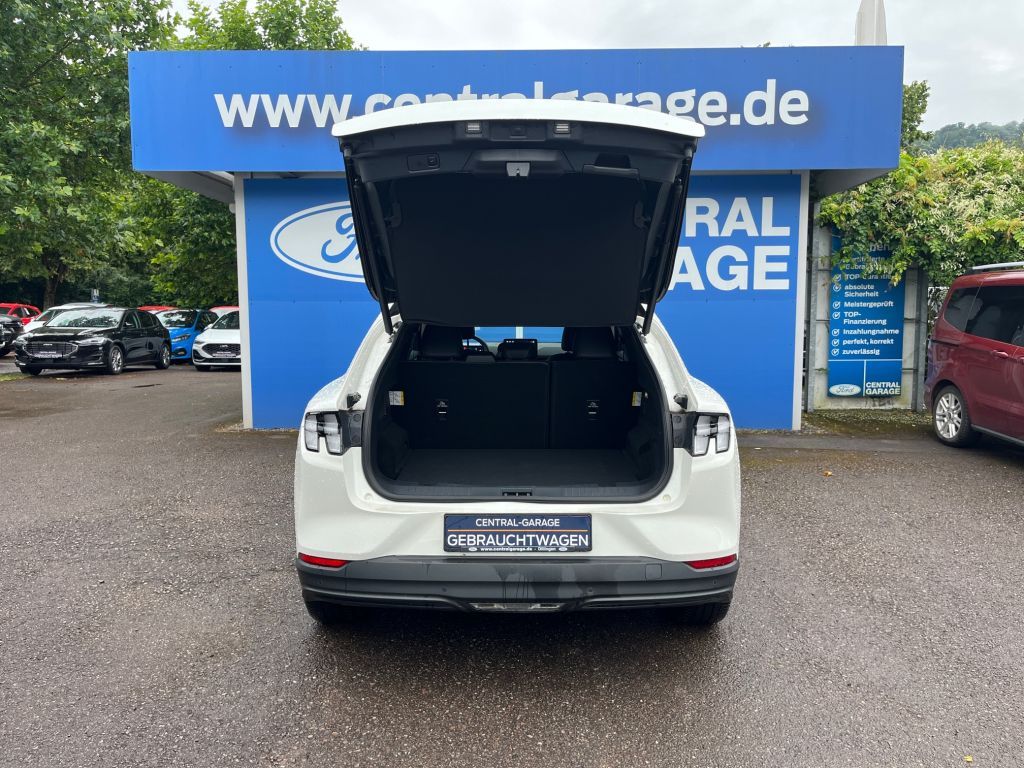 Ford Mustang Mach-E 2023