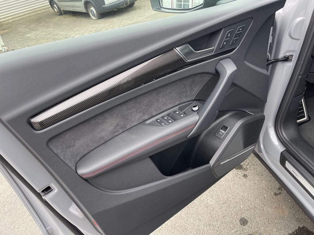 Audi SQ5 2025