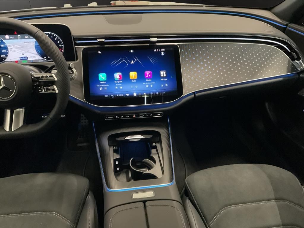 Mercedes-Benz E 300 2025