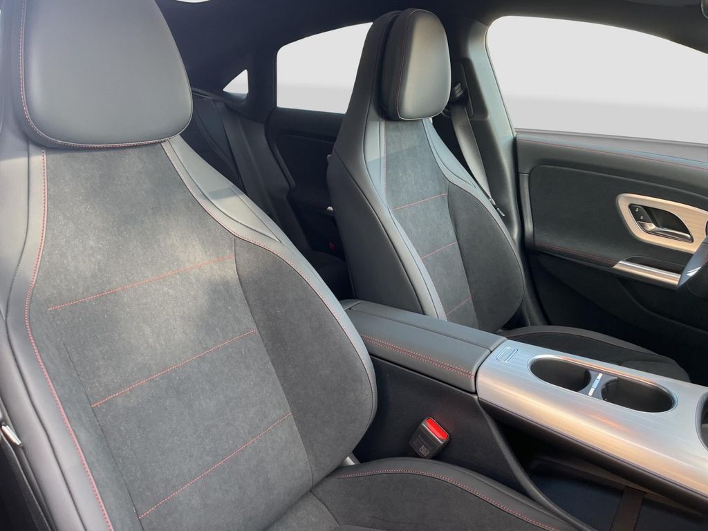 Mercedes-Benz CLA 250 2025