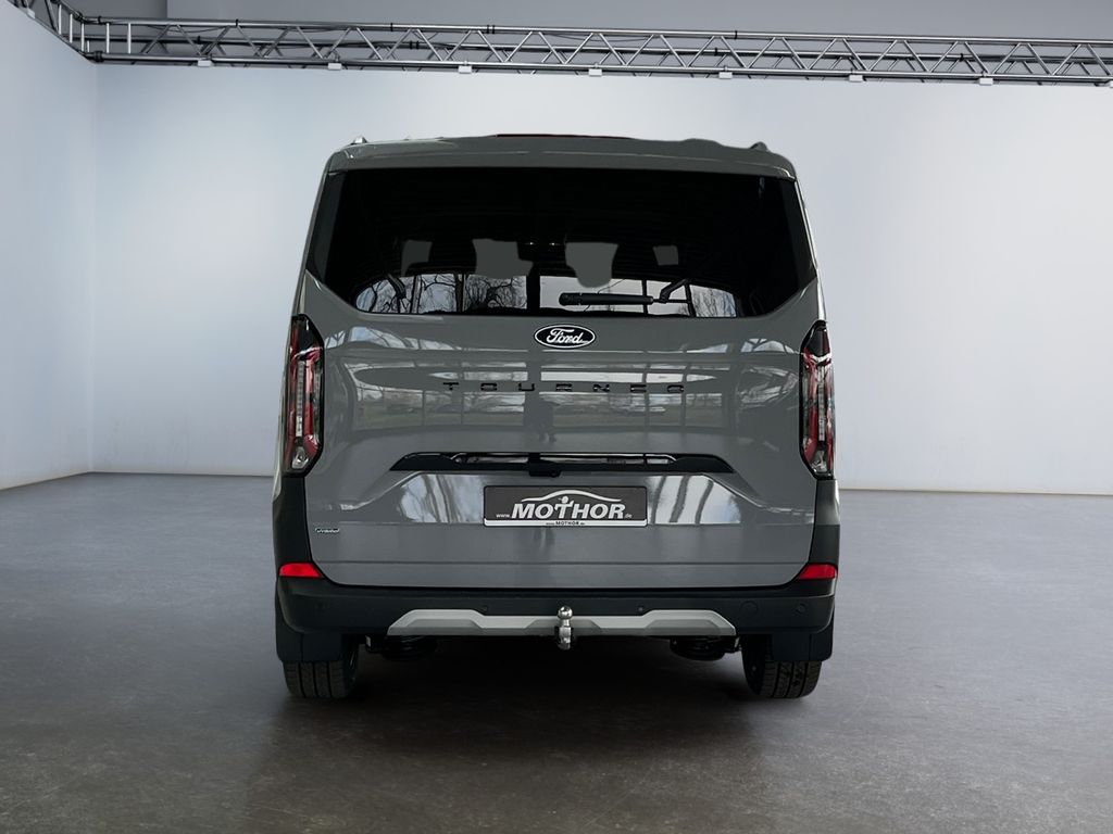 Ford Tourneo Custom 2025