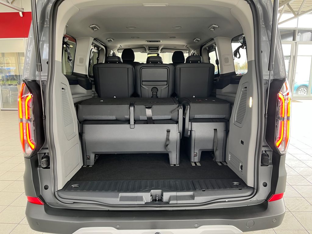 Ford Tourneo Custom 2025