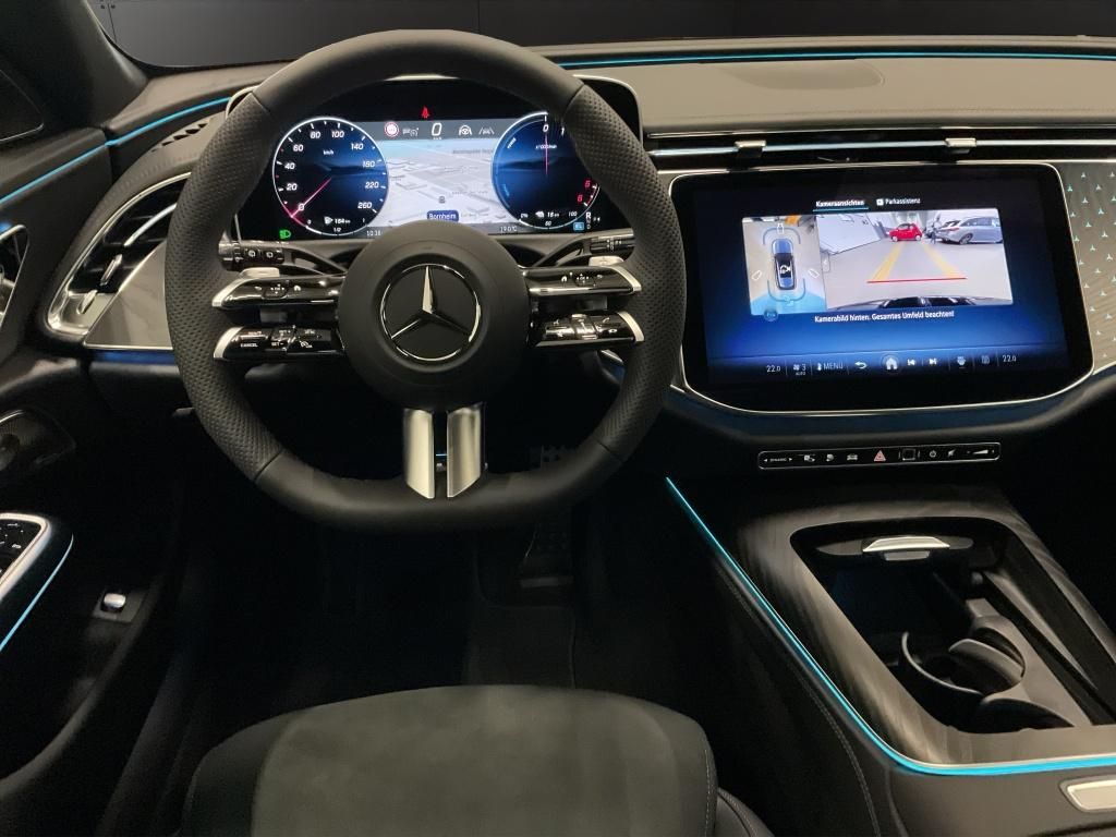 Mercedes-Benz E 300 2025