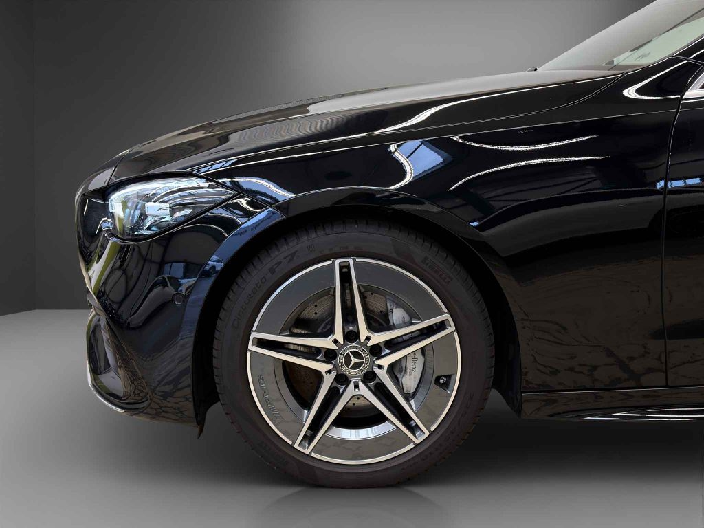 Mercedes-Benz C 200 2025