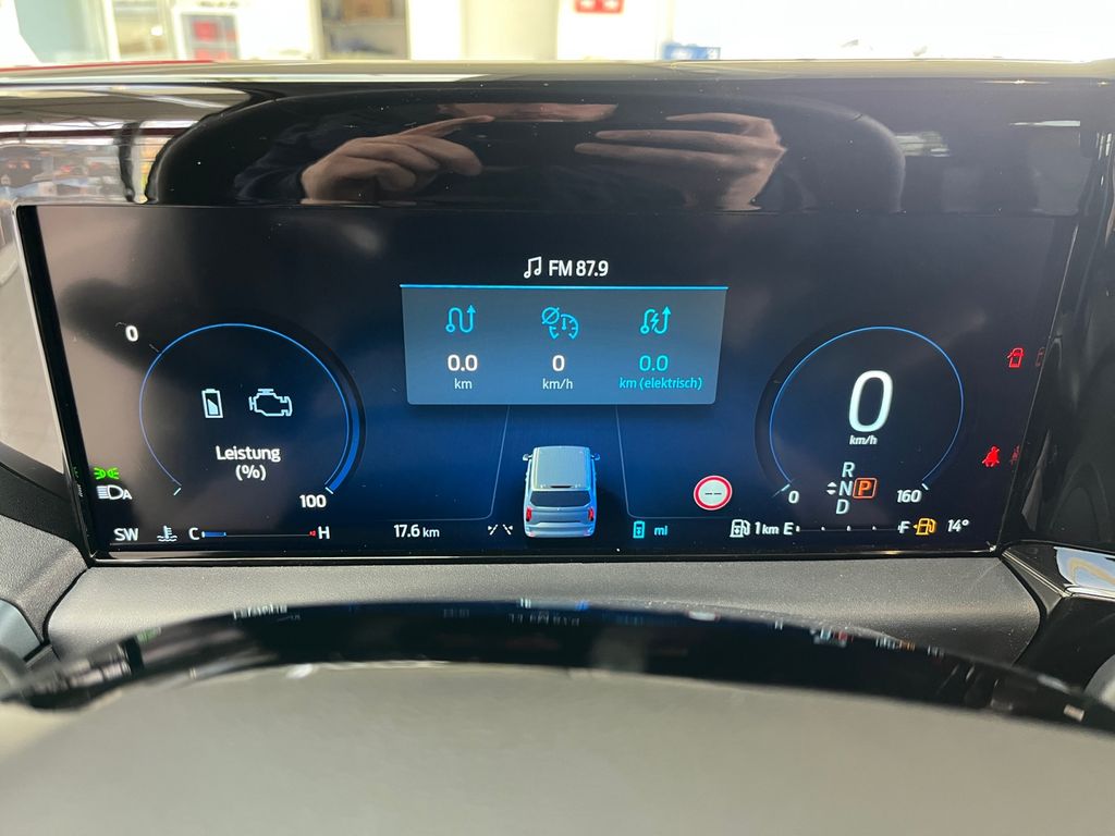 Ford Tourneo Custom 2025