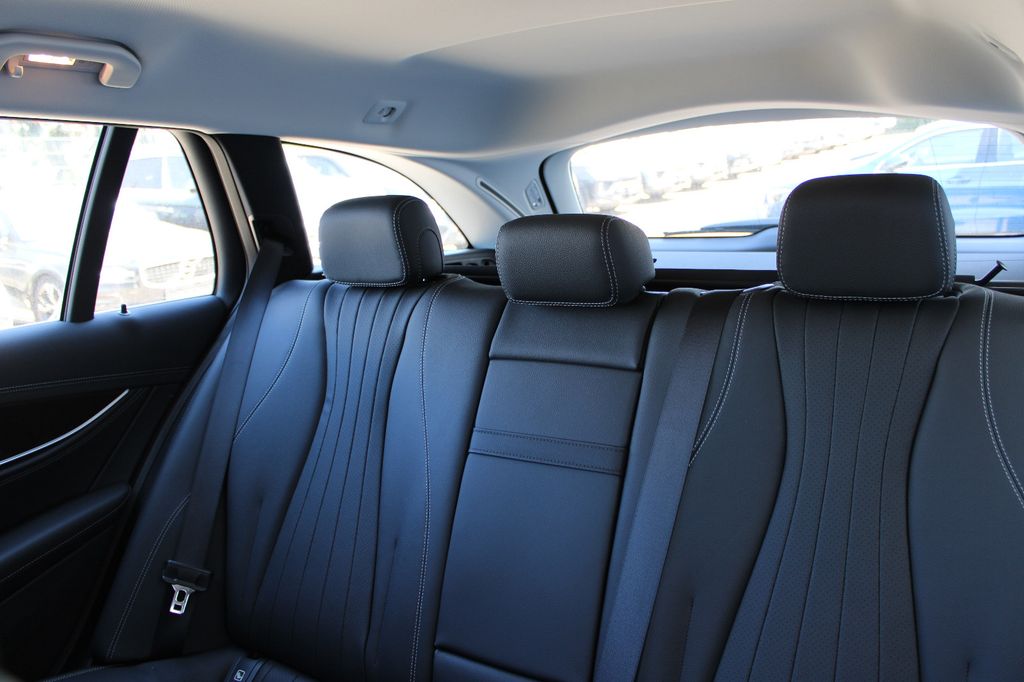 Mercedes-Benz E 200 2022