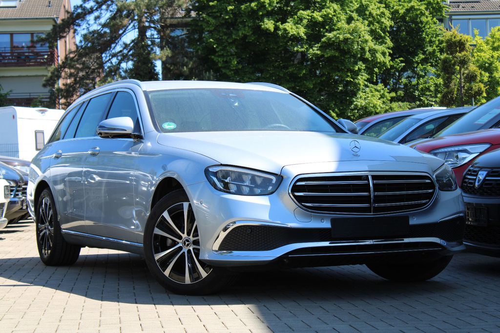 Mercedes-Benz E 200 2022
