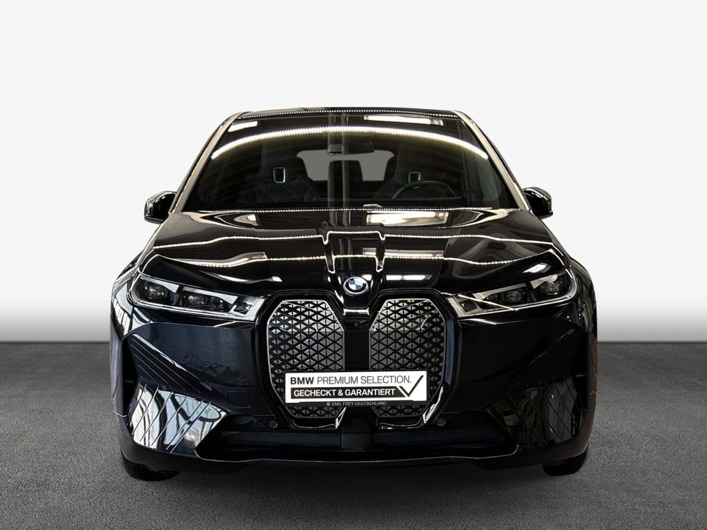 BMW iX 2023