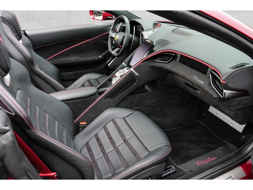 Ferrari Roma 2024