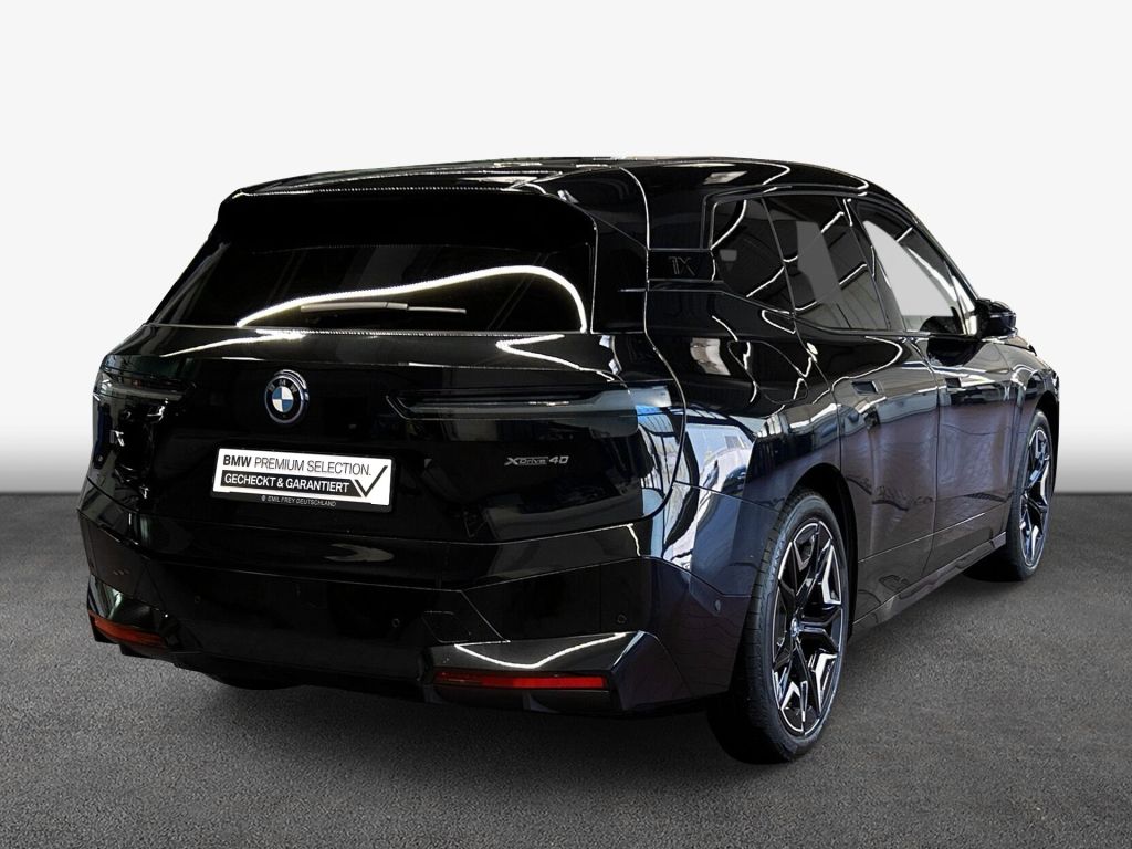 BMW iX 2023