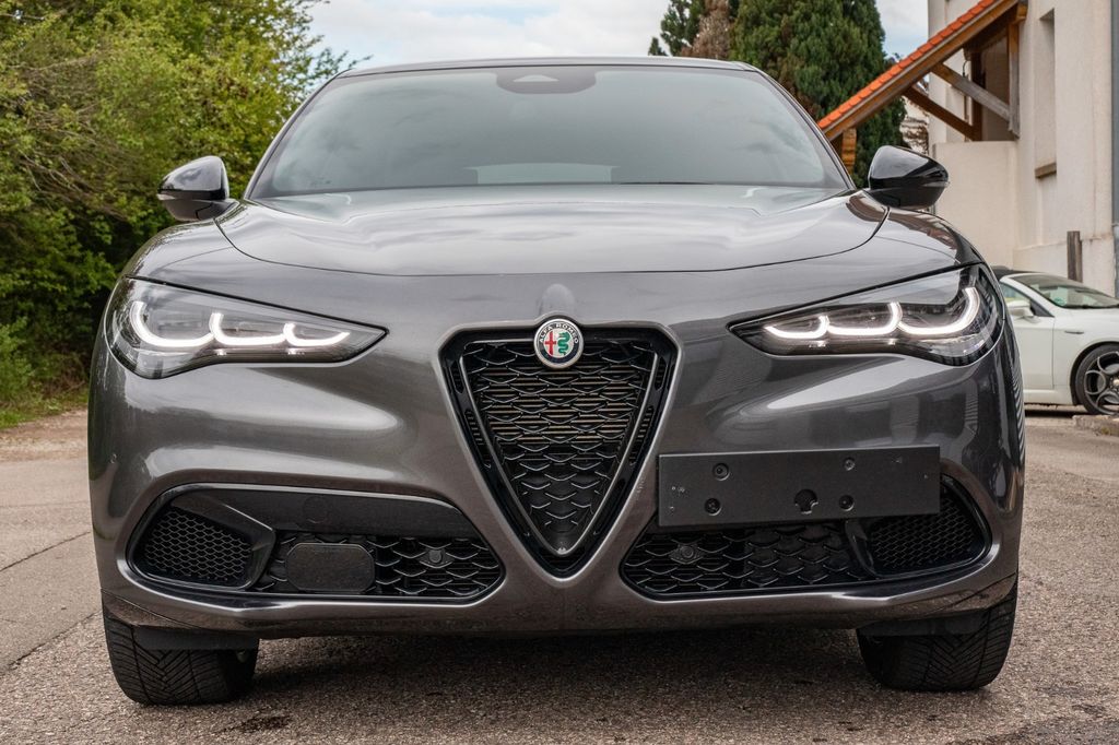 Alfa Romeo Stelvio 2024