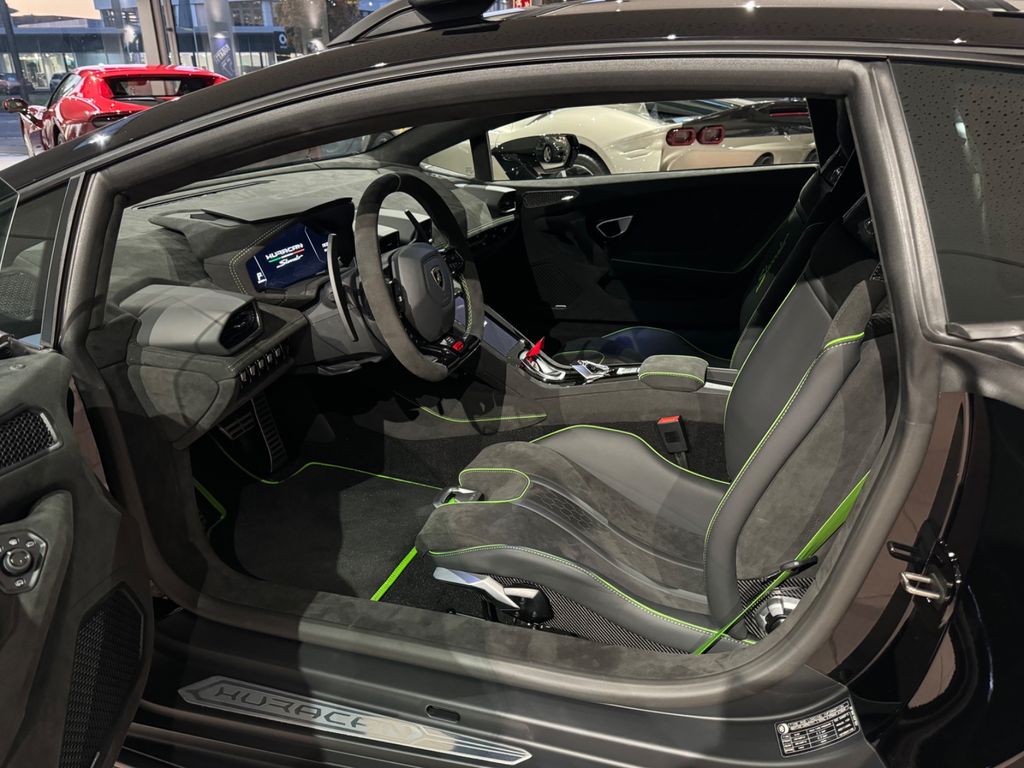 Lamborghini Huracán 2025