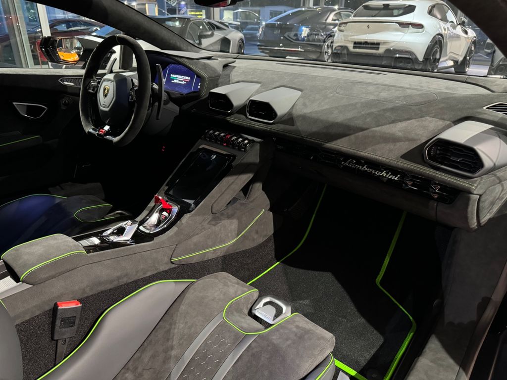 Lamborghini Huracán 2025