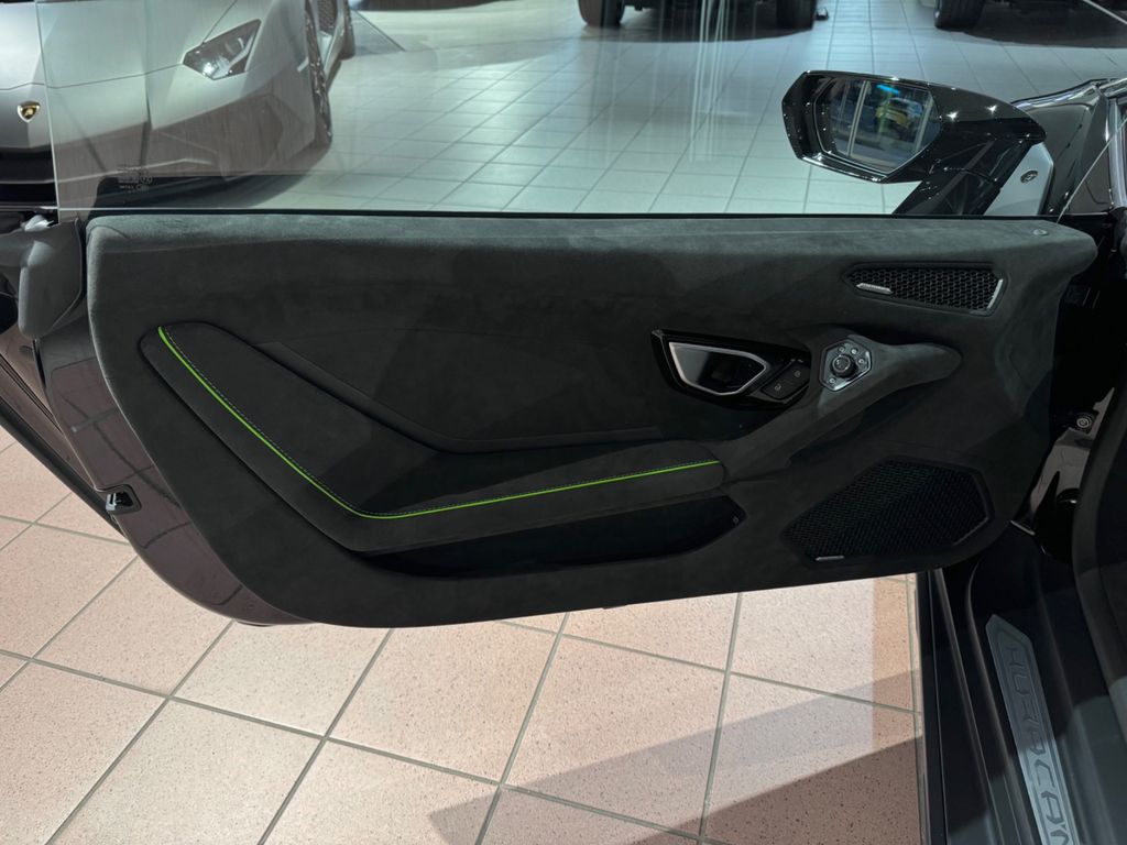 Lamborghini Huracán 2025