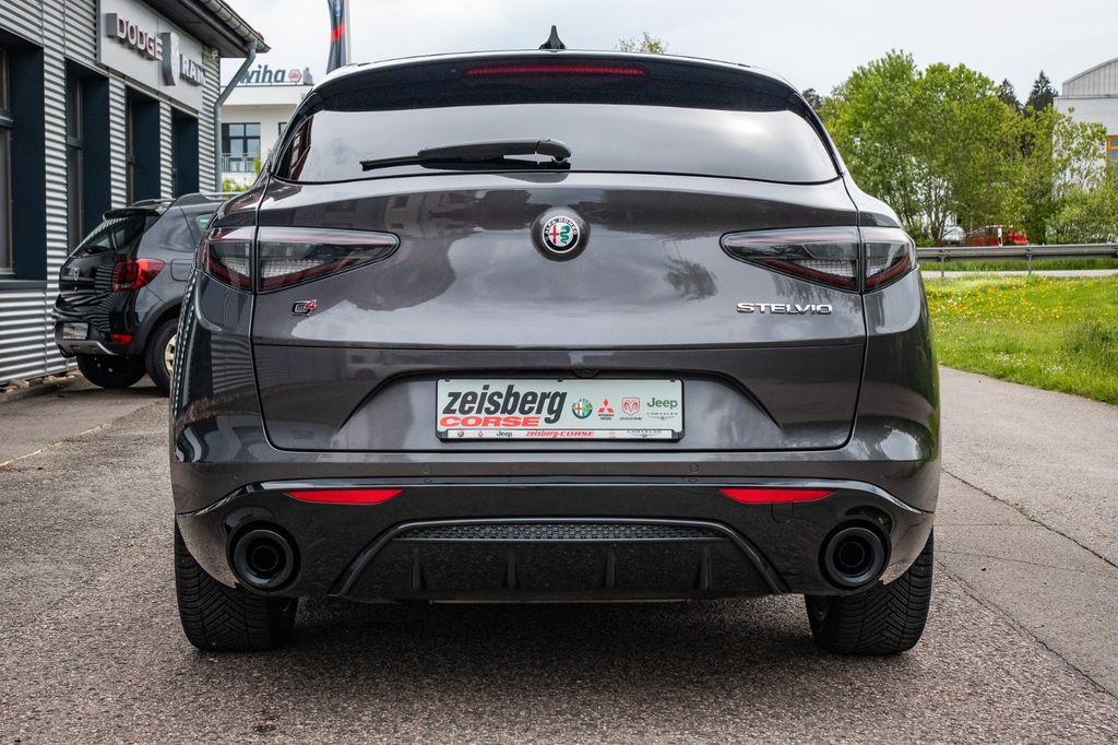 Alfa Romeo Stelvio 2024