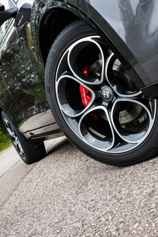 Alfa Romeo Stelvio 2024