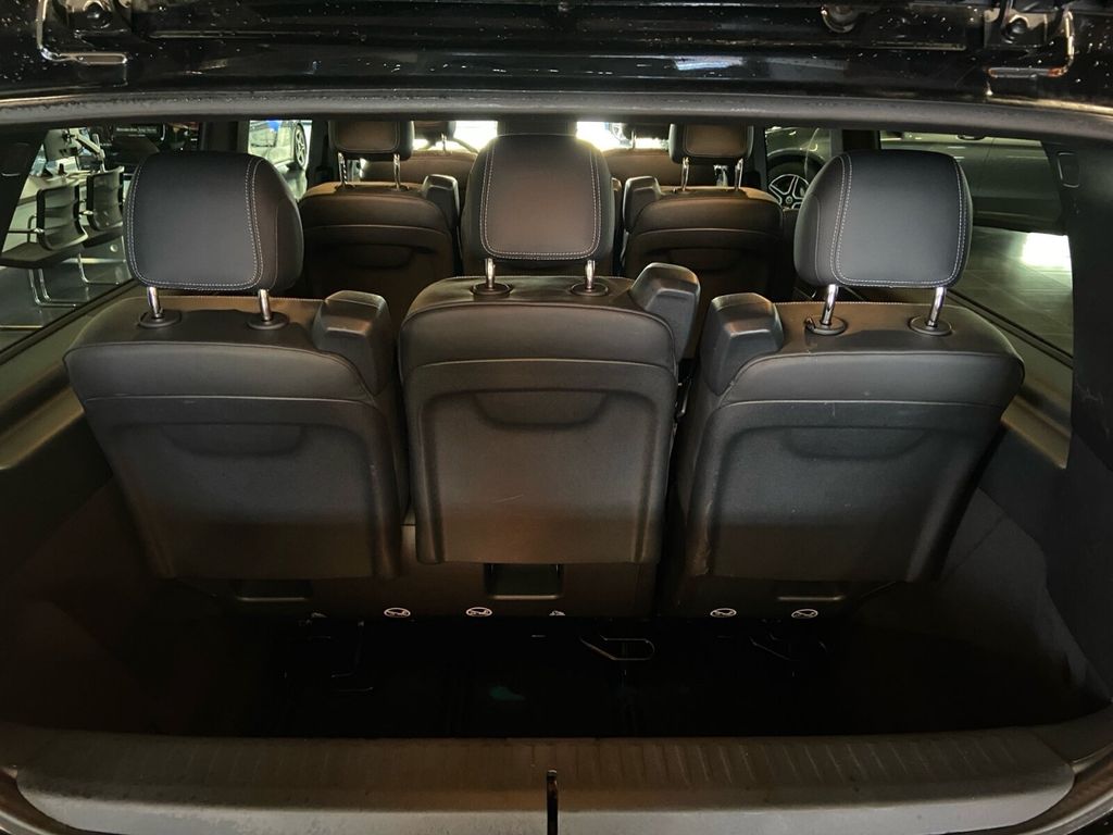Mercedes-Benz 2024