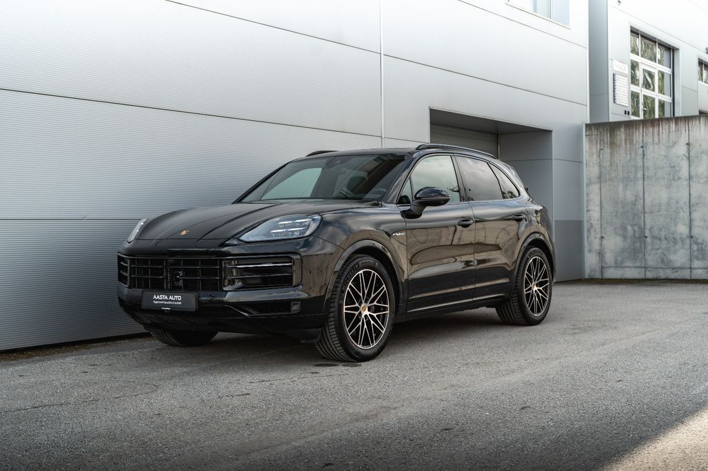 Porsche Cayenne 2024
