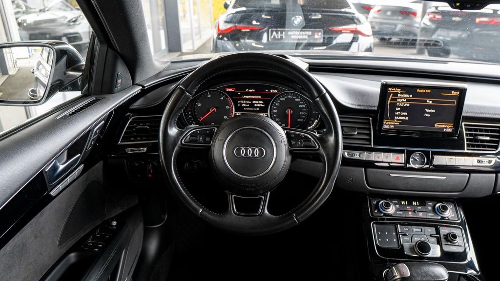 Audi A8 2015