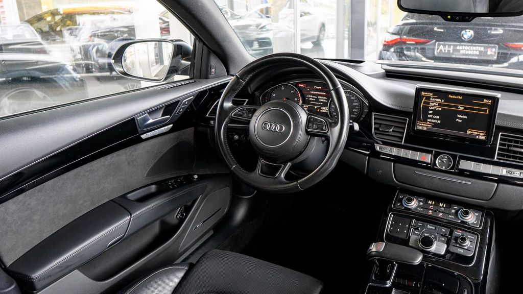 Audi A8 2015