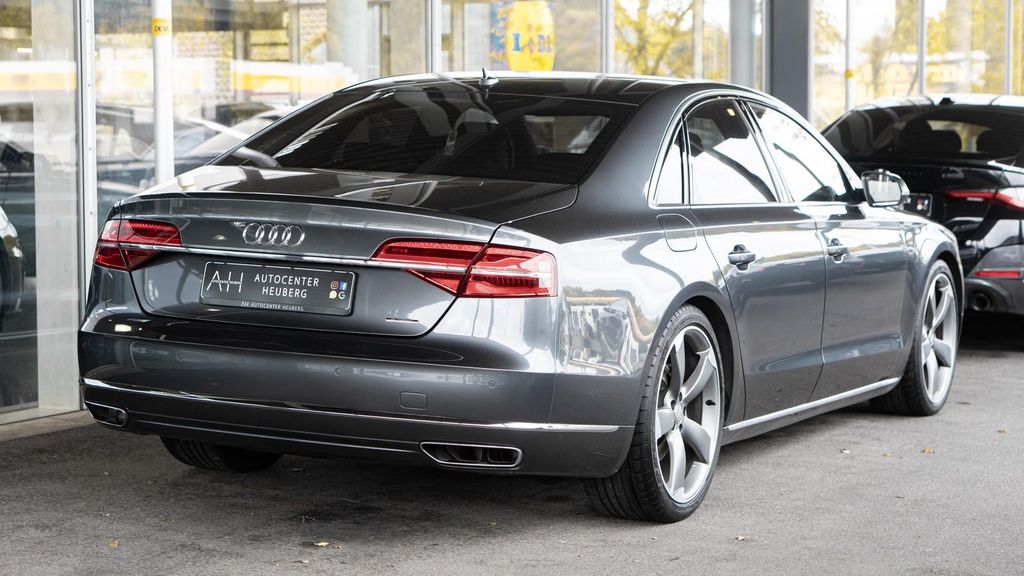 Audi A8 2015