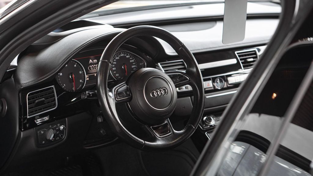 Audi A8 2015